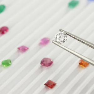 Atelier d'initiation à la gemmologie et la joaillerie (1 personne)