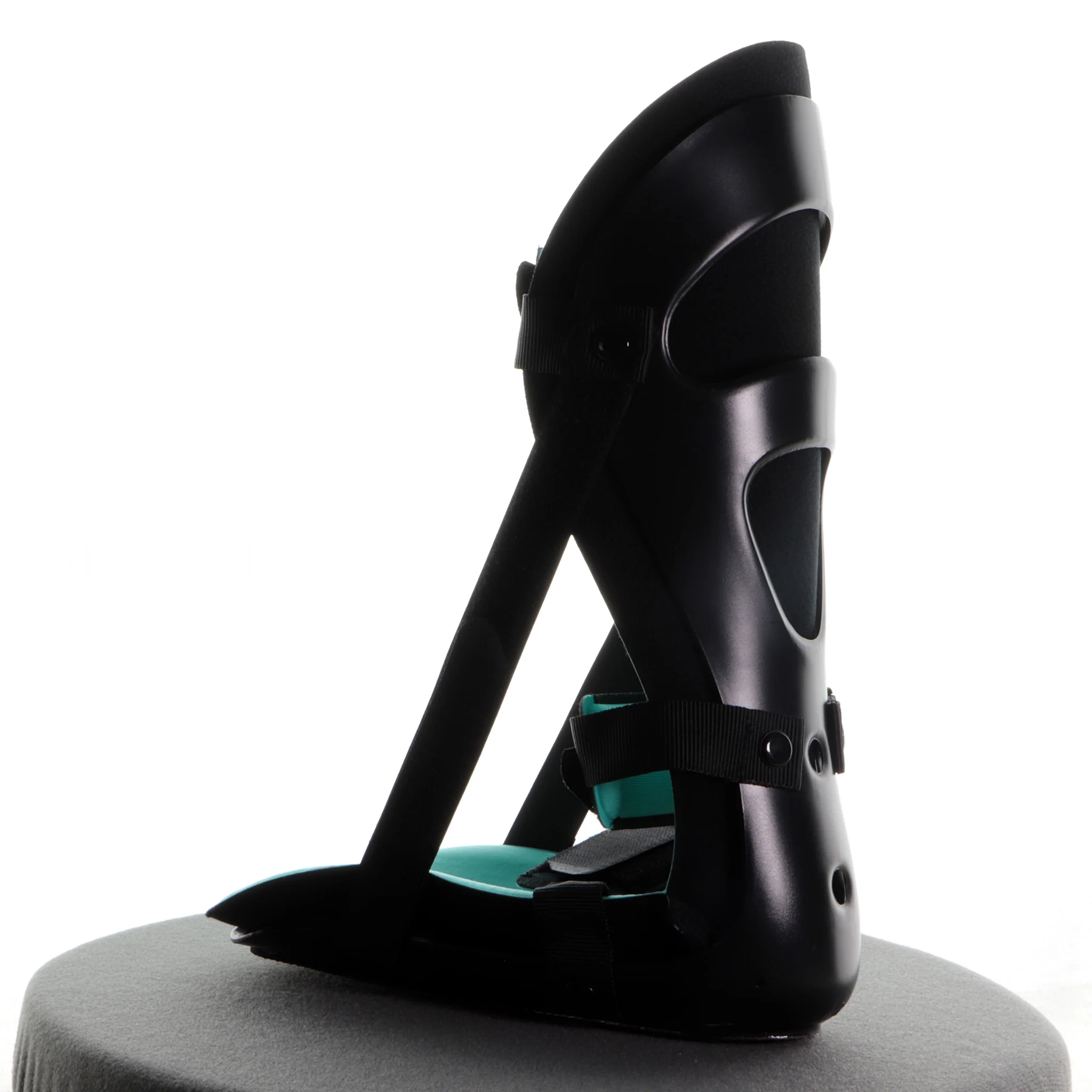 Attelle Fasciite Plantaire De Nuit Rigide Et Coussinée – Image 4