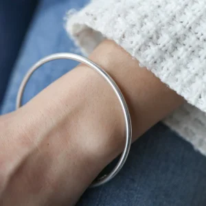Bracelet jonc simple en argent