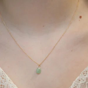 Collier Plaqué Or orné d'une pierre d'Aventurine verte