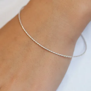 3 Bracelets joncs fins et facettés en argent